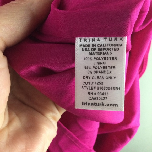 NWT Trina Turk Exceptional Off Shoulder Pintuck Pleated Pink Fuchsia Shift Dress - Picture 11 of 13